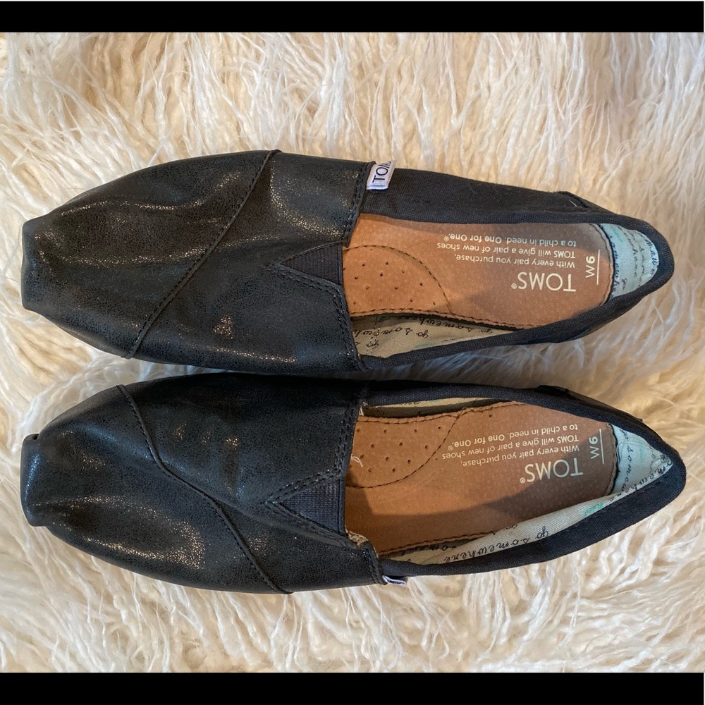 Black Toms